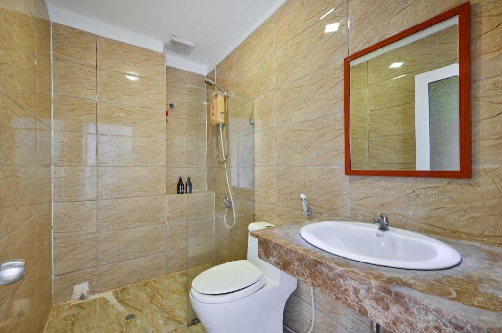 The Noble Swan Wood Park Hotel 3*